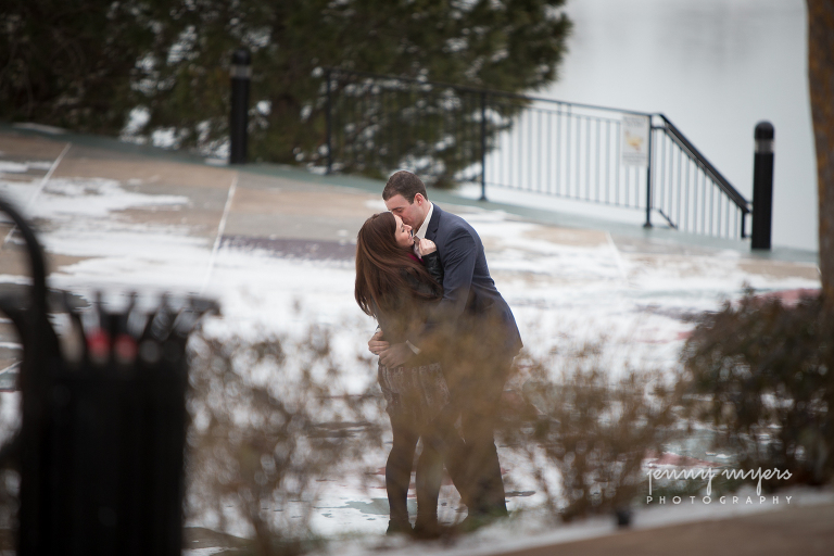 couples kiss wichita photography