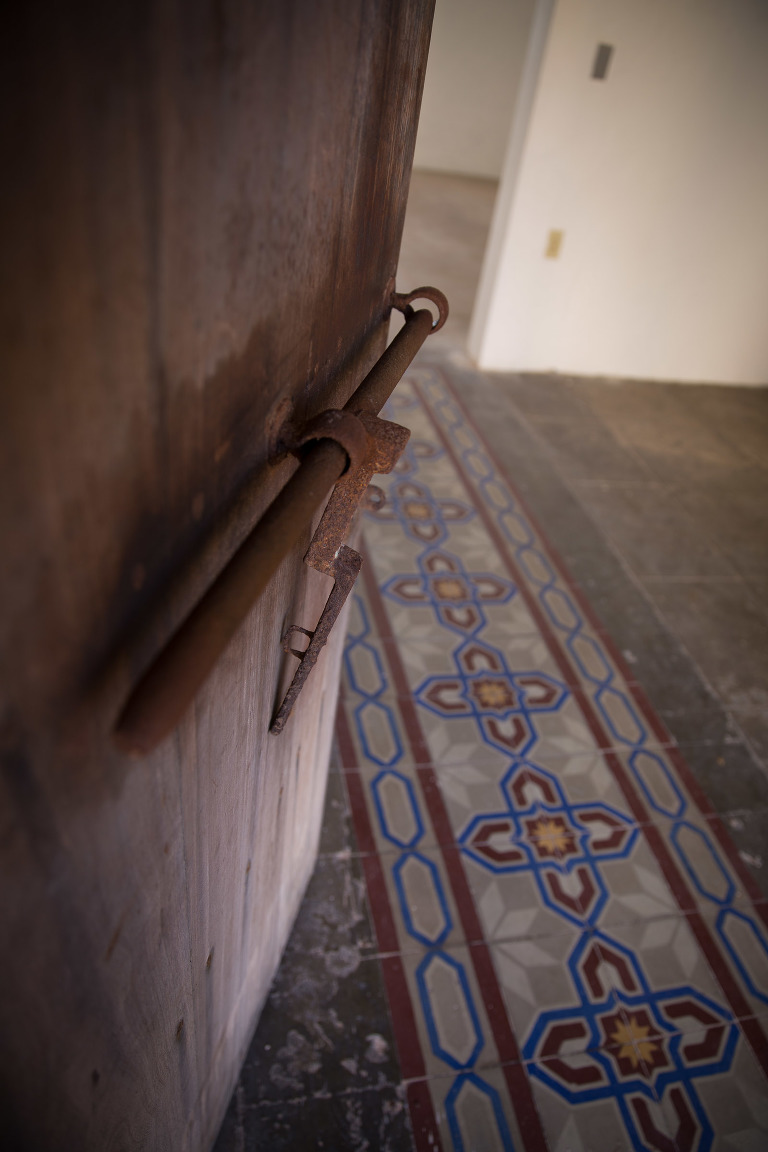 a wooden door and beautiful tile in Old San Juan by Jenny Myers Photography