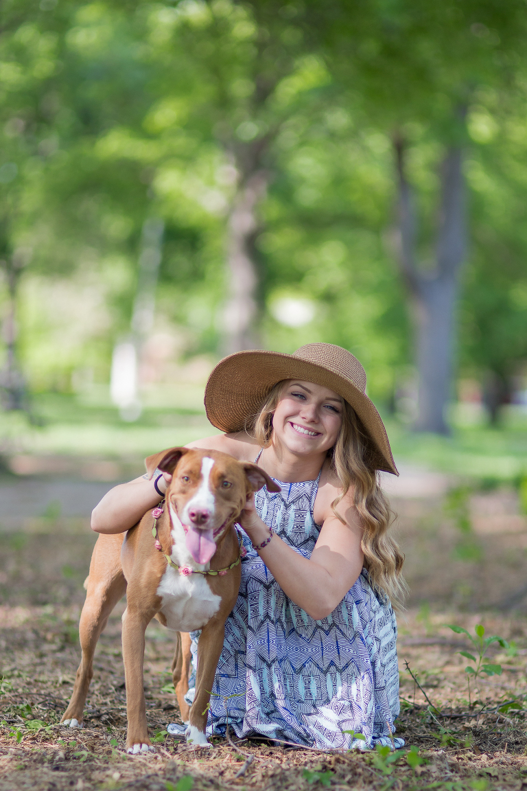 senior pictures with dog