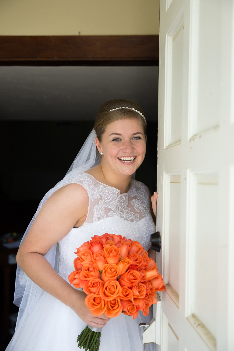 Bride at Heritage Chapel in Willard Mo