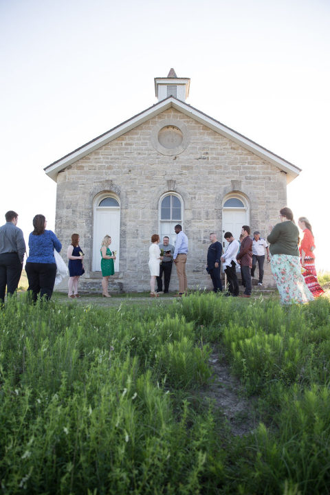 wedding at tallgrass prairie national reserve schoolhouse