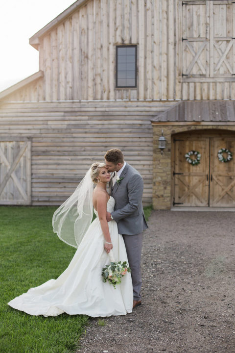StoneHill Barn Wedding