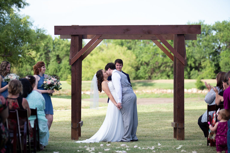 prairie hill vineyard wedding